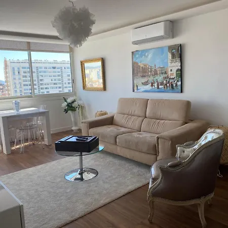 La Goelette Apartment *